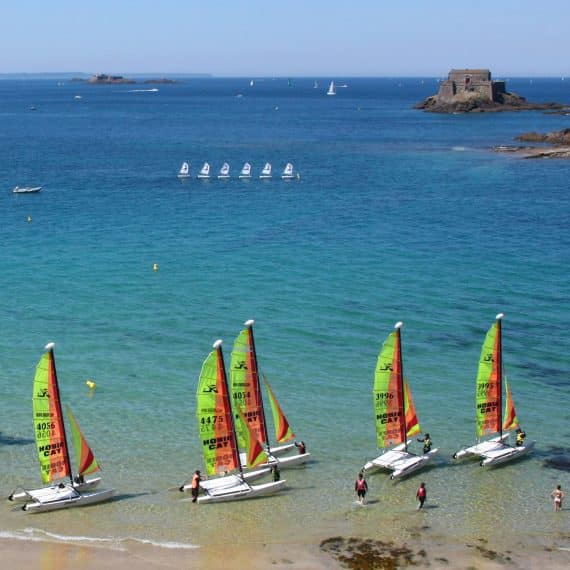 faire de la voile à saint malo