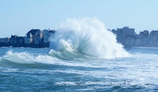 les-grosses-vagues-de-saint-malo